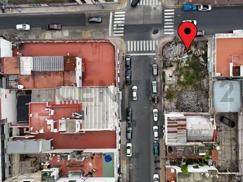 VENTA DE LOTE EN ESQUINA. OPORTUNIDAD PARA DESARROLLADORES.