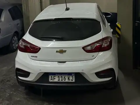 Excelente Cochera en el corazón de Almagro