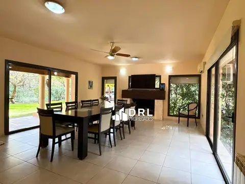 El Bosque, country. Casa en venta.
