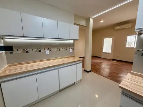 Depto Tipo Casa 4 ambientes con 1 baño