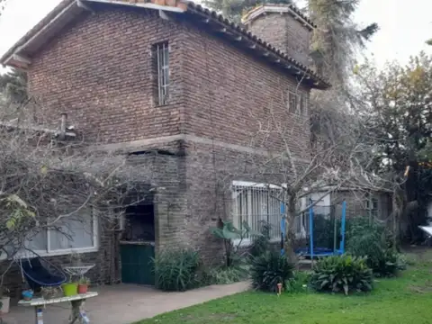 Avenida Doctor Ricardo Balbín y Fray Justo Santa María De Oro