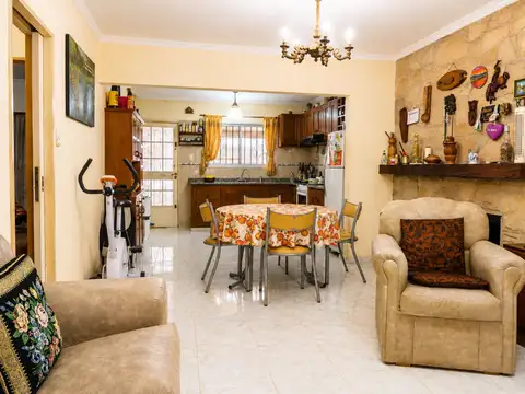 Casa en Venta en City Bell, USD 80.000