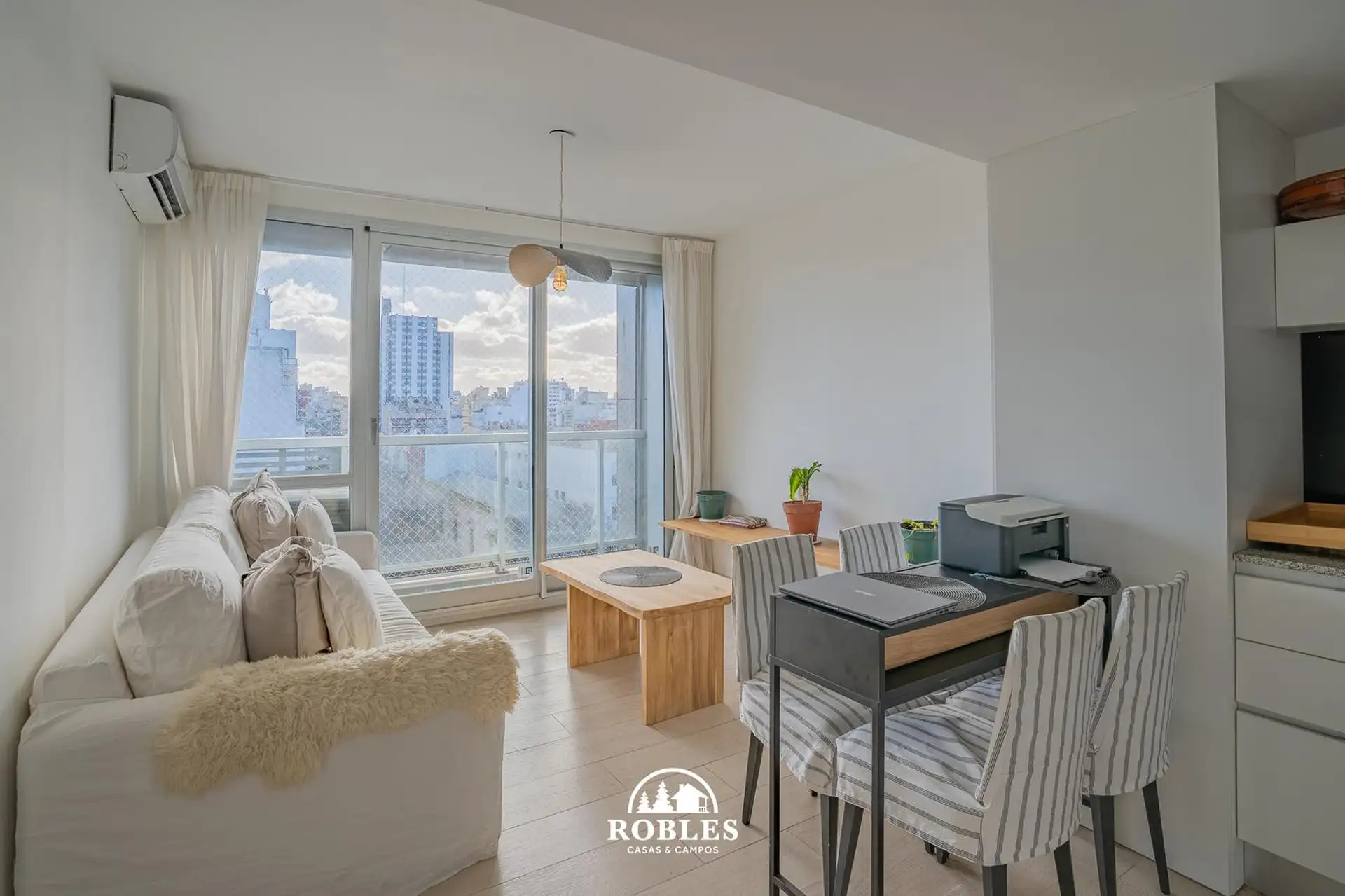 Departamento tres ambientes a metros del mar