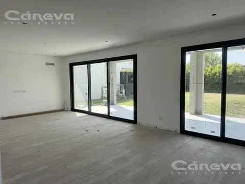Casa en Alquiler de 3 dormitorios