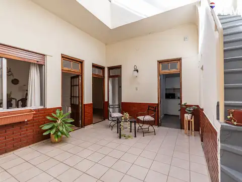 Depto Tipo Casa en Venta 66 años