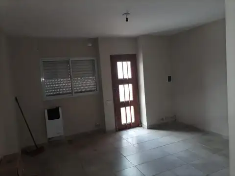 VENTA MONOAMBIENTE - 1 PISO -