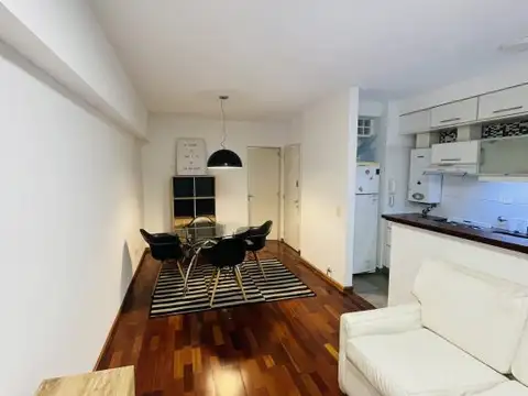 San Juan 2140 , Piso 2