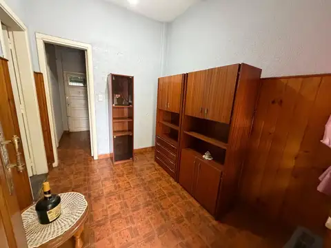 Venta PH de 3 ambientes con terraza en Sarandi