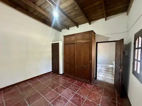 Tres cerritos. Las Rosas 100