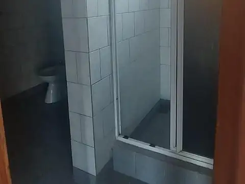 Casa en Alquiler con 1 cochera