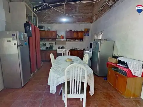 VENTA CASA LOTE PROPIO GUERNICA FONDO LIBRE