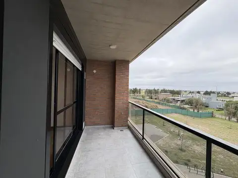 Departamento en Alquiler con 1 cocheras