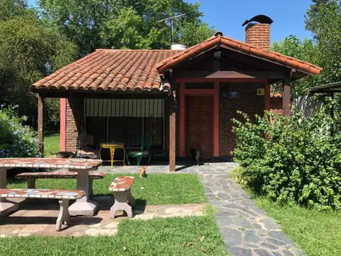 Casa - Barrio Parque Leloir