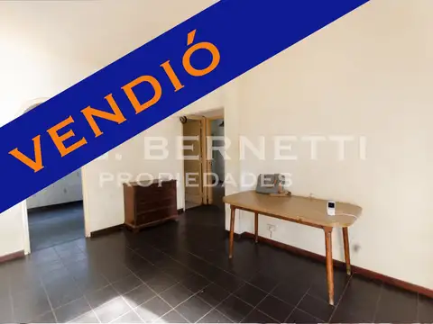 Departamento 3 Ambientes  - Primer Piso - Barrio Gral. San Martín -