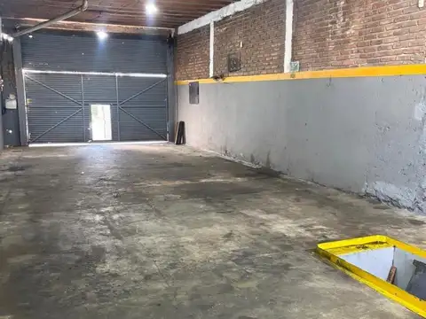 Galpón en alquiler en Luis Guillon