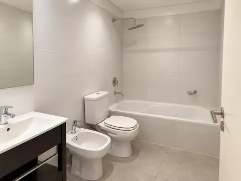 Departamento en Alquiler en Villa del Lago, $ 650.000