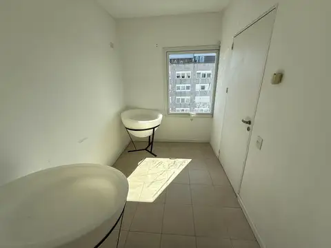 Departamento en Alquiler con 4 cocheras