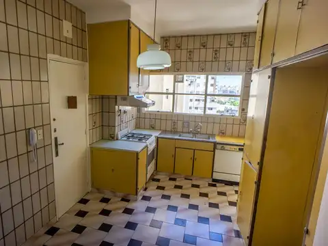 Departamento 4 ambientes con 2 baños
