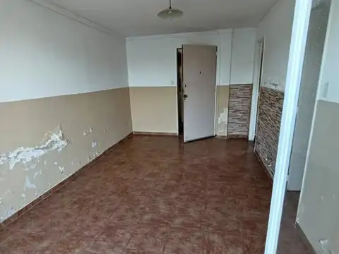 Venta. Departamento. A reciclar. 2 Ambientes. Dorrego 600.