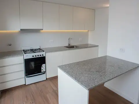 Depto Tipo Casa 4 ambientes con 2 baños