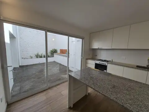 Depto Tipo Casa en Venta de 2 dormitorios