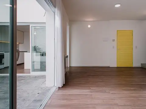 Depto Tipo Casa en Venta de 4 ambientes
