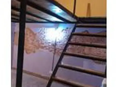 Depto Tipo Casa 4 ambientes con 1 baño