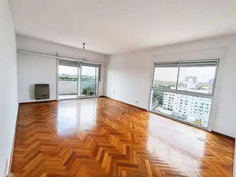 HERMOSO 3 AMB C/ BALCON A MTS ESTACION BECCAR