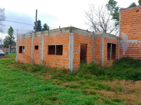 VENTA DE CASA A TERMINAR - LOTE 8 X 25 - VILLA ASTOLFI - PILAR