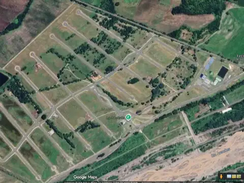 TERRENO en Venta - B La Arbolada -