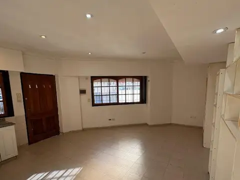 Departamento en alquiler mono ambiente SIN EXPENSAS- Liniers