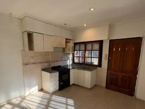 Departamento en Alquiler en Liniers, $ 420.000