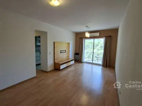 Depto 4 Amb C/ Amenities y Cochera sobre Av. Maipu