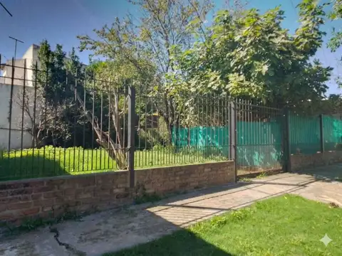 Casa 2 ambientes con 1 baño