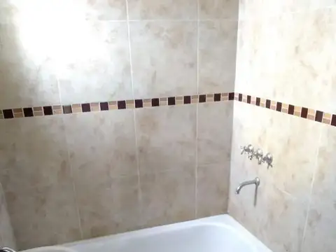 Departamento en Alquiler en La Plata, $ 430.000