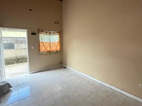 DEPARTAMENTO TIPO CASA INTERNO
