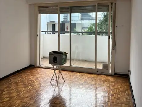 Superí 2400, Piso 3