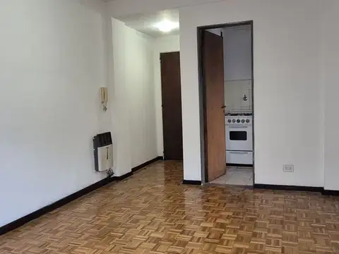Superí 2400, Piso 3