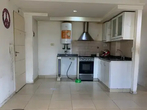 ** MONOAMBIENTE EN ALQUILER EN EXCELENTE UBICACON ** RAMOS MEJIA **
