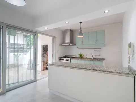 CASA 3 AMBIENTES CON GARAGE VILLA BALLESTER