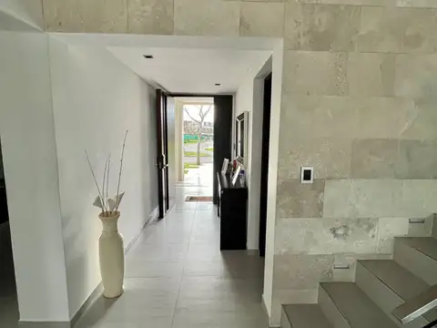 Casa en Venta en Nordelta Golf Club Nordelta, USD 1.550.000