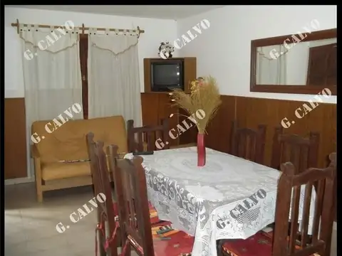 Casa en Venta con 1 cochera