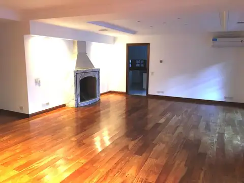 Casa en Alquiler de 4 dormitorios