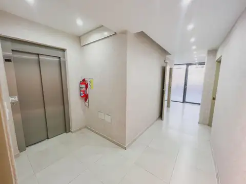 Inclan 3100, Piso PB