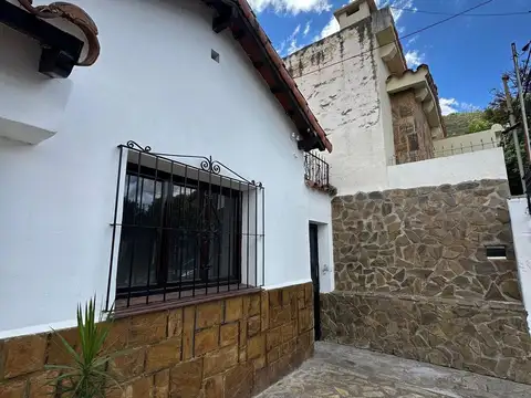 Casa en Alquiler de 3 dormitorios