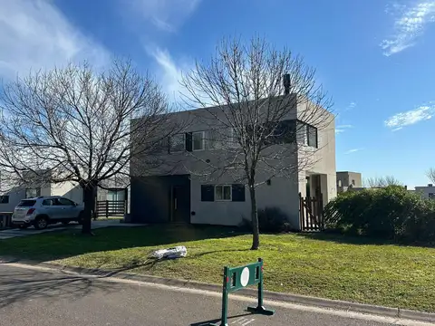 Jose Hernandez  al 6400