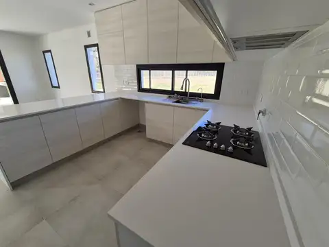 Casa en Venta en Puertos - Barrio Nativas, USD 399.000