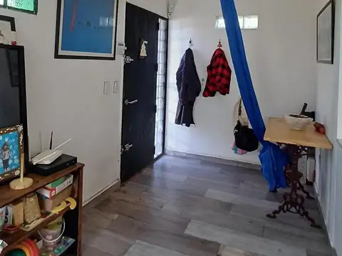 CASA CON PILETA EN LA BOTA, TIGRE.