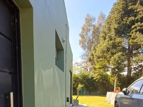 Libertad  al 1100 La Bota