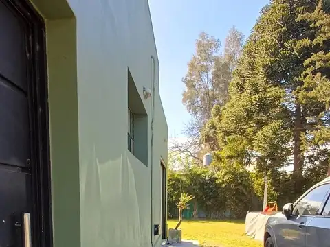 Libertad  al 1100 La Bota